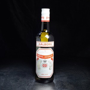 Akvavit Aalborg Taffel 45% 70cl  Dossier alcool pour virgilio