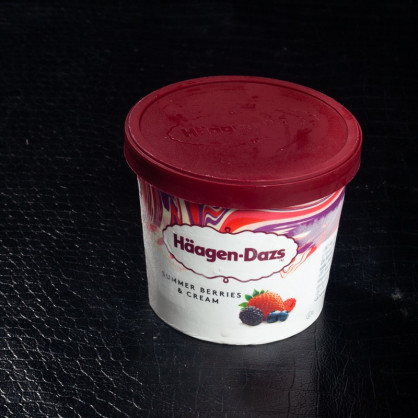 Summer berries & cream 95ml Häagen-Dazs  Crème glacée