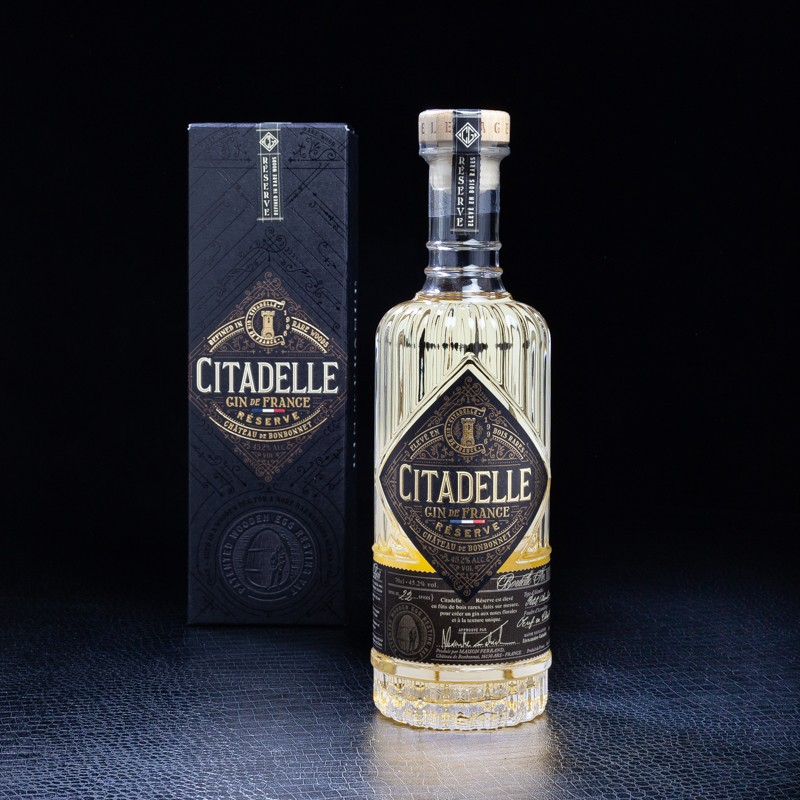 Gin Français Citadelle Réserve 45,20 % 70cl avec coffret  Gins classiques