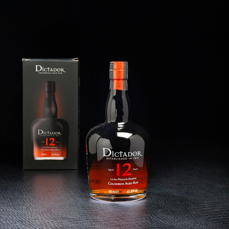 Rhum Ambré Colombie 12ans Dictador 40% 70cl avec coffret  Rhums ambrés