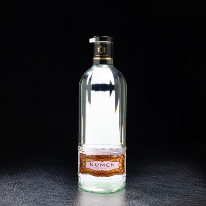 Eau plate 1L Numen  Eaux plates