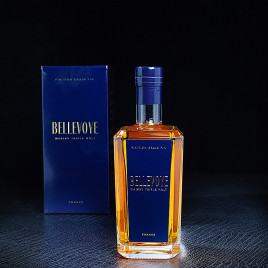 Whisky Bleu Triple Malt 70cl Bellevoye  Cave à whiskies