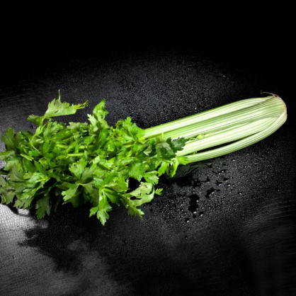 Céleri branche  Carottes, céleris