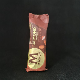 Glace bâtonnet Magnum amande  Glaces en bâtonnets et cornets