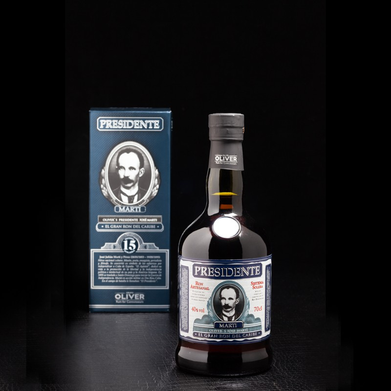 Rhum Ambré République Dominicaine 15 ans "Presidente Marti" 40 % 70cl avec coffret  Rhums ambrés