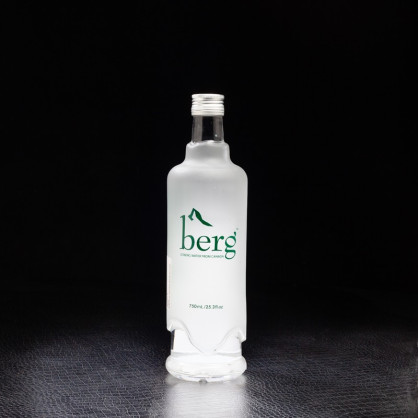 Eau plate 75cl Berg  Eaux plates