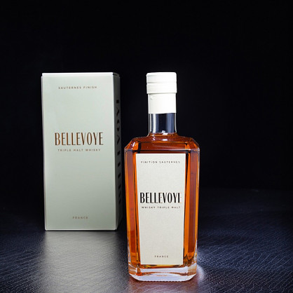 Whisky Blanc Sauterne 70cl Bellevoye  Cave à whiskies