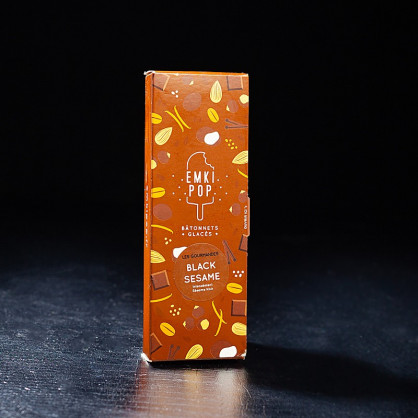 Glace black sesame Emki Pop  Glaces en bâtonnets et cornets